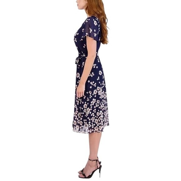 Sandra Darren Plus Size 20W Dress Navy Floral Short Sleeve Smocked Midi 1284 - Picture 2 of 14